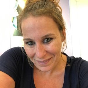 Meet your Posher, Carrie